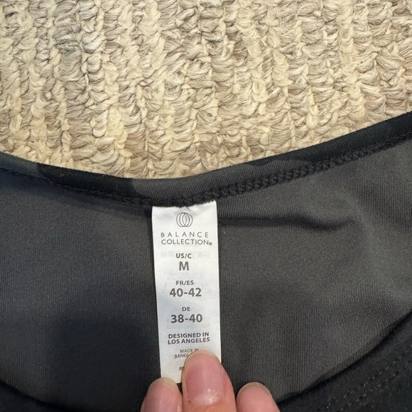 Women’s High Neck High-neck Workout Tank Top Bundle - Size M - Picture 8 of 9